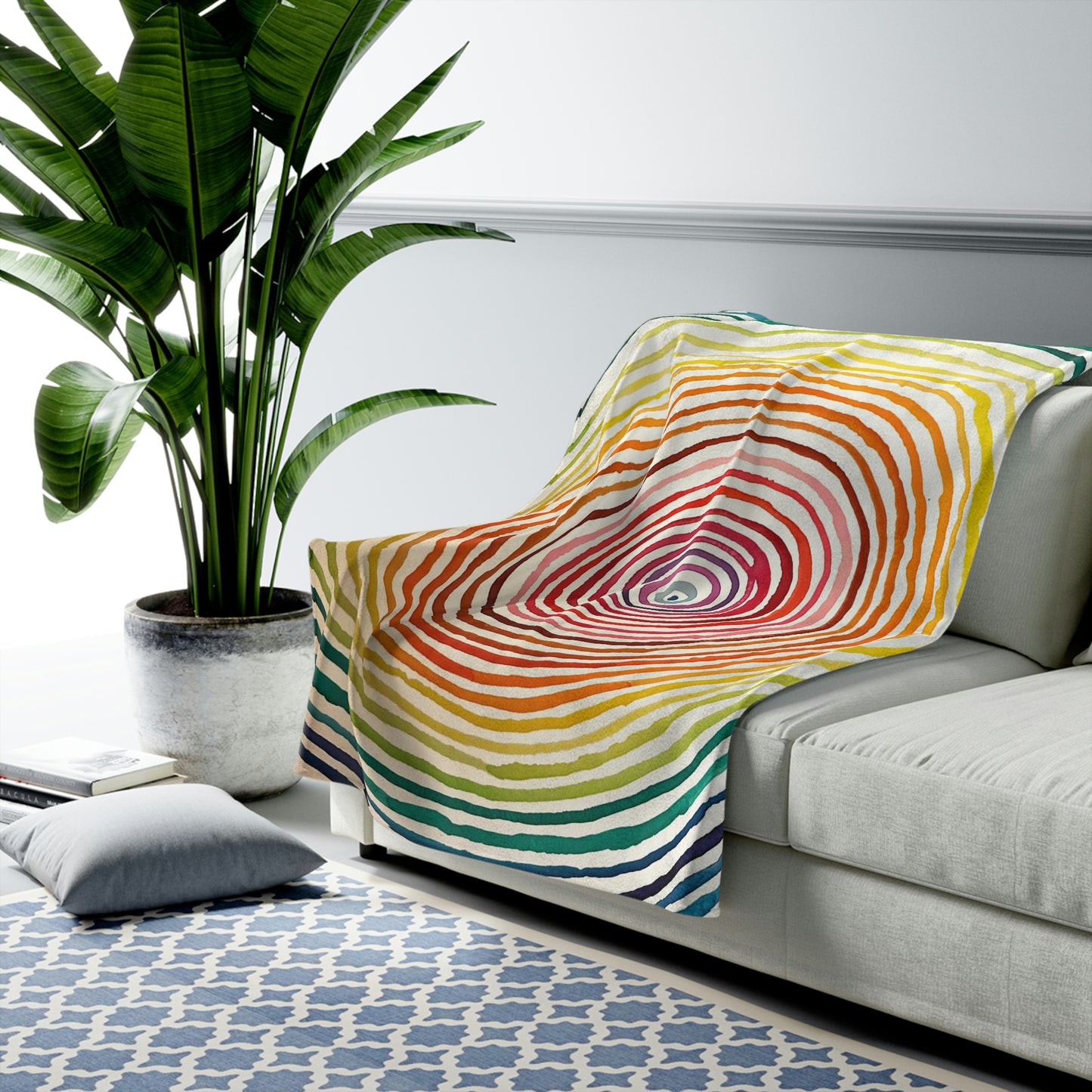 Velveteen Plush Blanket - Concentric Rainbow Circles